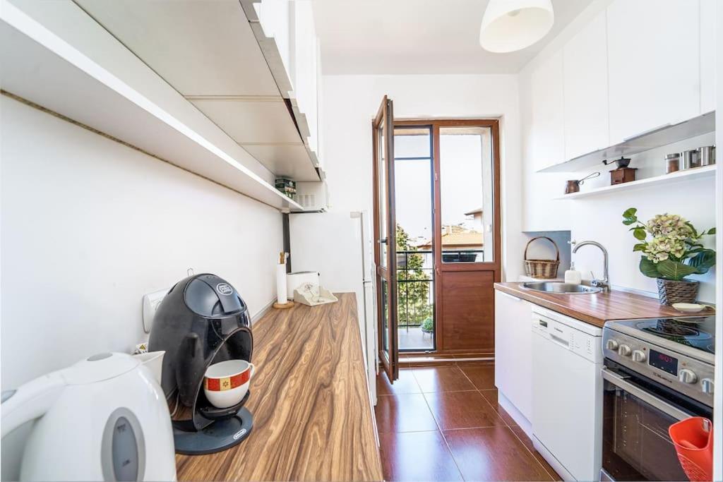 Central Apartment 2Bd Next To Vitosha Bul. Sofia Esterno foto